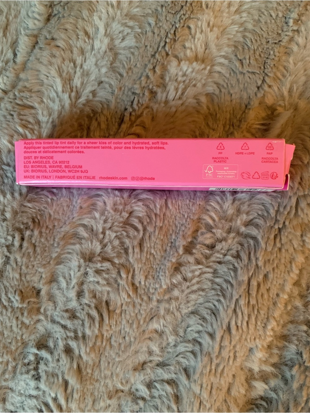 Rhode Peptide Lip Treatment Nourishing Glaze in Jelly Bean New In Box - Picture 6 of 9